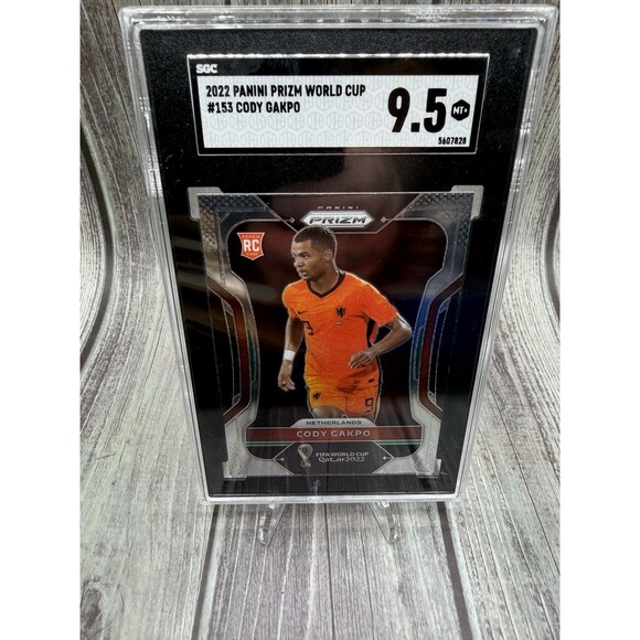 2022 PANINI PRIZM WORLD CUP #153 CODY GAKPO Rc SGC 9.5  Netherlands - Picture 1 of 9